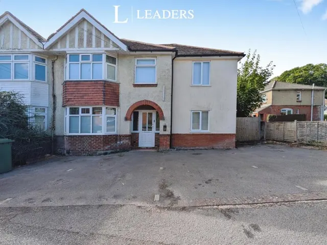 6 bedroom house, Violet Road, Southampton, SO16
