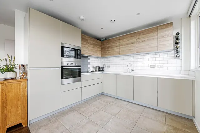Palmerston Road, London, W3, photo 3