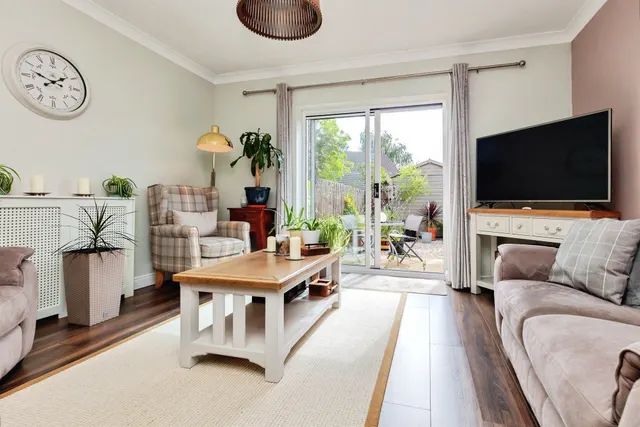 Ravel Close, Stamford, PE9, photo 2