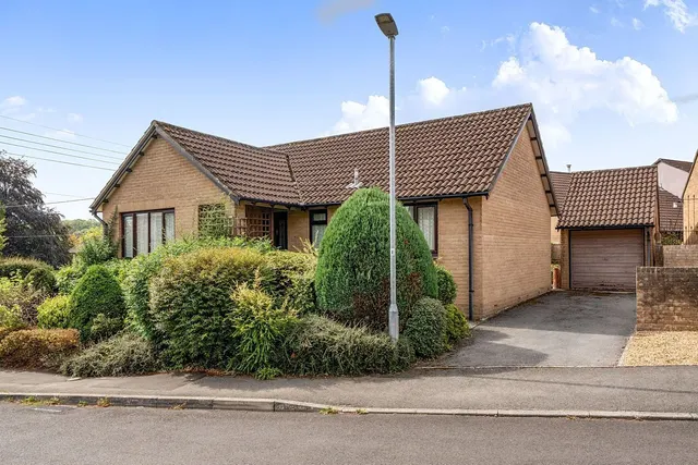 Paray Drive, Wells, BA5, photo 1