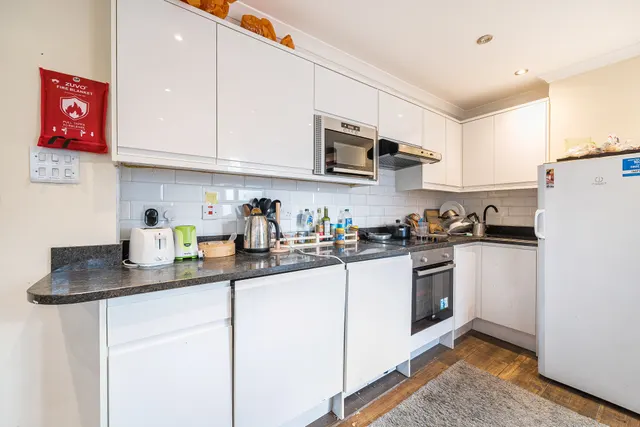 Photo 3 — Flat 38 Westerham, Bayham Street, London