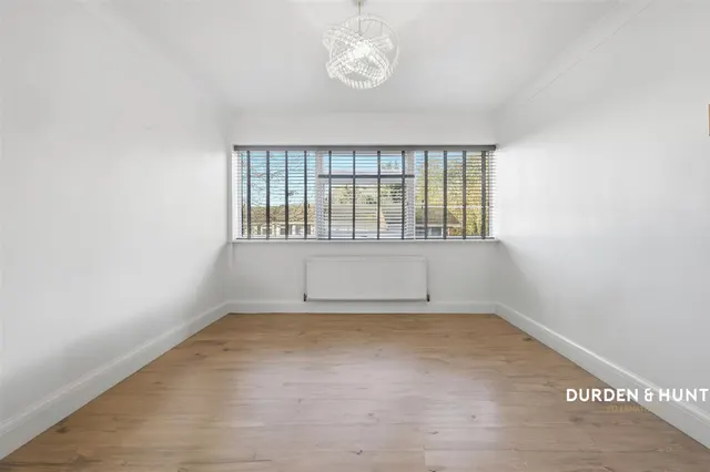 Leonard Way, Brentwood, CM14, photo 3