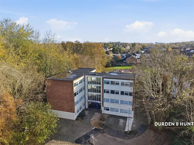 Leonard Way, Brentwood, CM14, photo 1