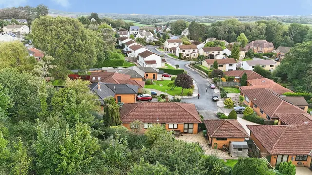 Clos Coedydafarn Cardiff, CF14, photo 2
