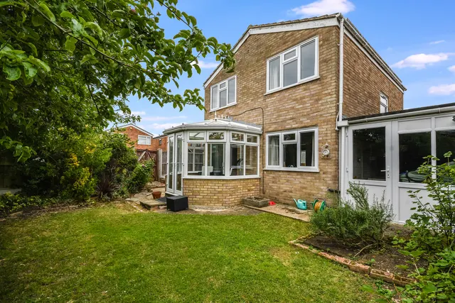 Photo 2 — 34 New England Close, Bicknacre, Chelmsford, Essex, CM3 4XA