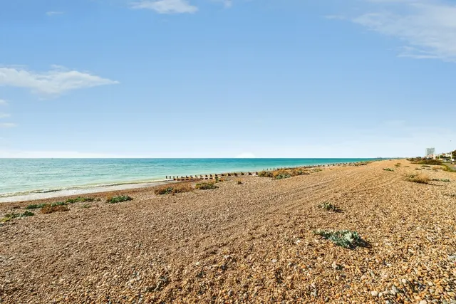 Brighton Road, Worthing, BN11, photo 2