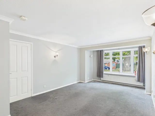 Swallowdale, Wildwood, ST17, photo 3