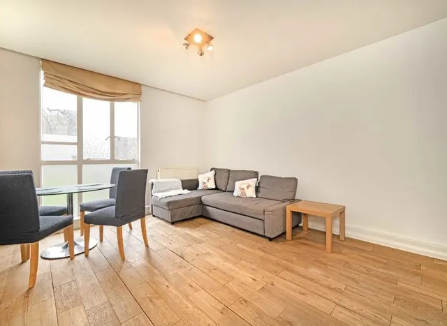 Hallfield Estate, Hyde Park, W2, photo 1