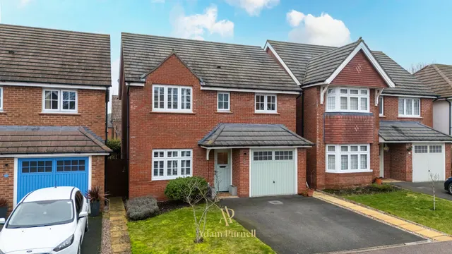 Ferry Pickering Close, Hinckley, LE10, photo 1