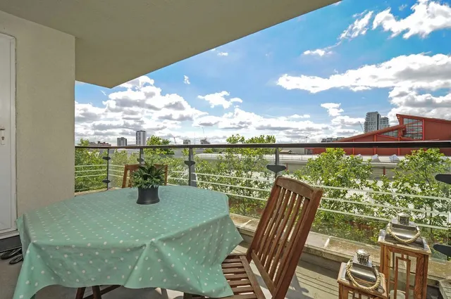 Smugglers Way, SW18, photo 3