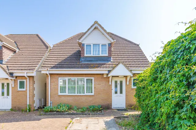 167c Brigstock Road, Thornton Heath, photo 1