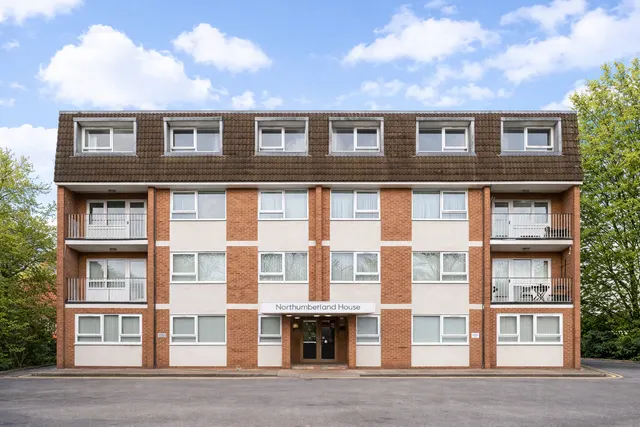 Flat 24, Northumberland House, London, 237 Ballards Lane, N3 1LB, photo 1