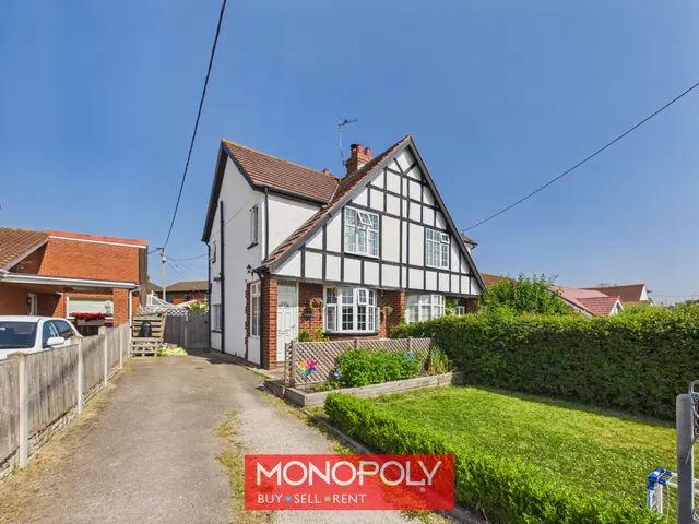 Cyrrae Henllan Road, St. Asaph, LL17, photo 1