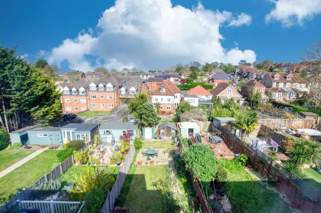 Photo 2 — Copsewood Road, Bitterne Park, Southampton, SO18 1QU