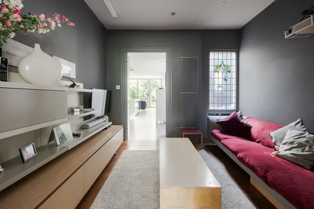 Photo 3 — Redston Road, London, N8