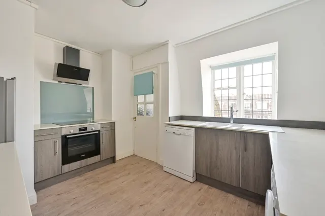 London, SW15, photo 3