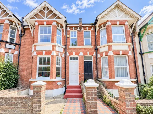 Old London Road, Hastings, TN35, photo 1