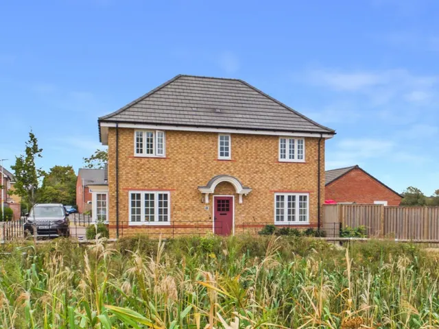Moorhen Grove, Southam, CV47, photo 2