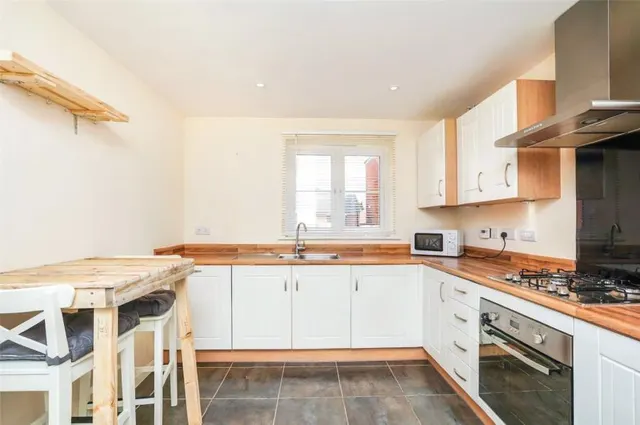 Turner Drive, Botley, OX2, photo 3