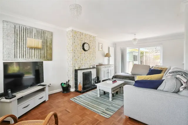 Photo 2 — Grant Close, Shepperton, TW17 9AF
