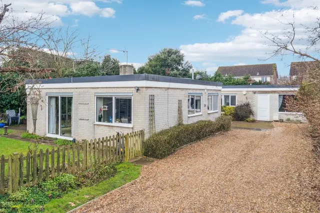 Worster Road, Cookham SL6 9JG, photo 1