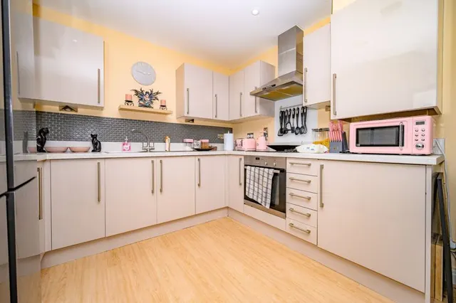 Photo 2 — Bessemer Road, Welwyn Garden City AL7 1GJ
