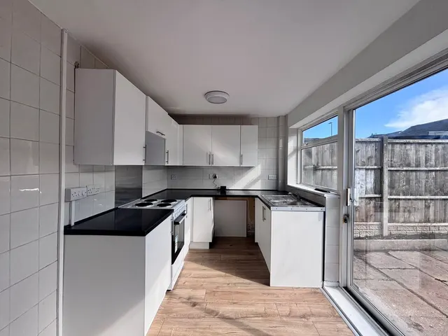 Audrey Walk, L10, photo 3