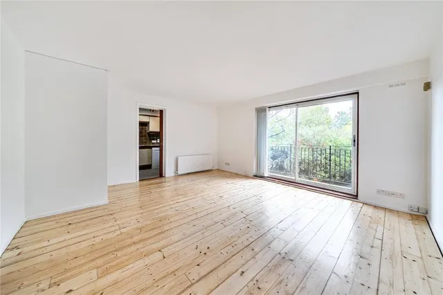 Paveley Drive, London, SW11, photo 1