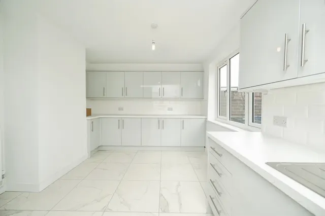 Bell Street, Pensnett, DY5, photo 3