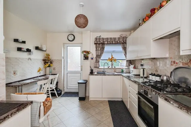 Photo 2 — Leyland Avenue, Didsbury, Manchester, Greater Manchester, M20