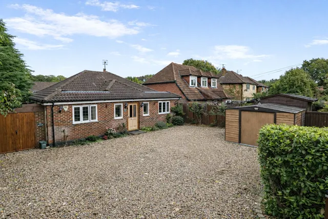 Khartoum Road, Witley, GU8, photo 1