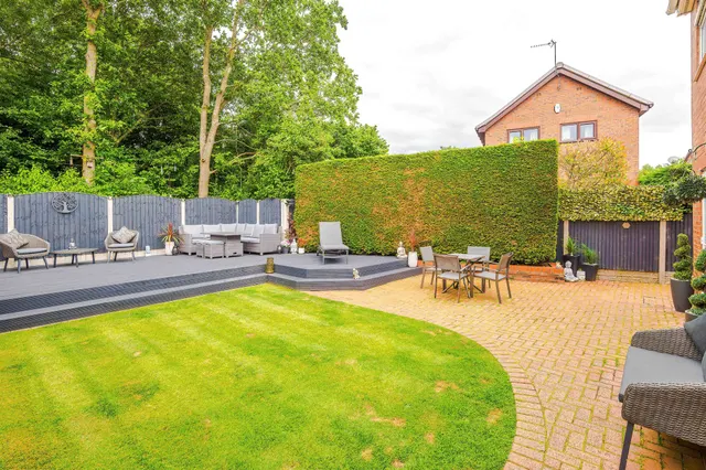 Photo 2 — Rockingham Close, Birchwood, Warrington, Warrington, WA3 6UY