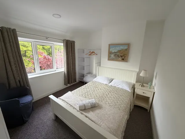 Bollin Drive, WA14, photo 3