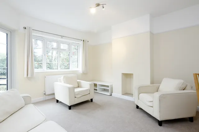 Commondale, London, SW15, photo 2