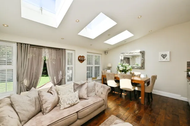 The Oxleys, Harlow, CM17, photo 2