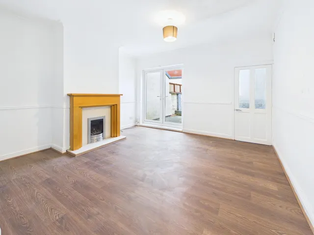Church Street, Westhoughton, BL5, photo 2