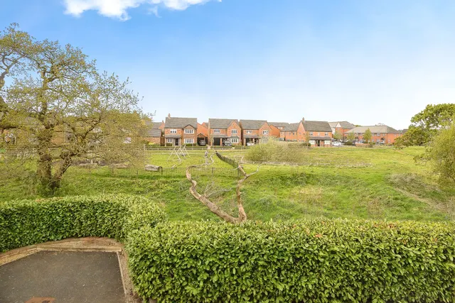 Dale Close, Chester, CH3, photo 3