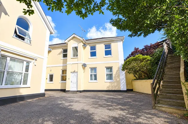 Thurlow Road, Torquay, TQ1