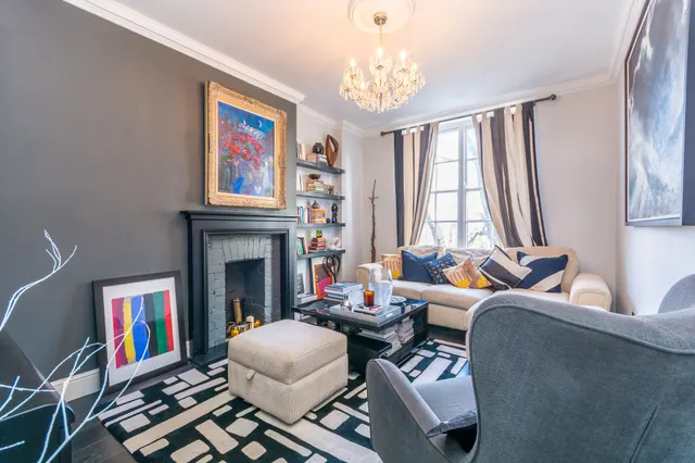 London, NW8, photo 1