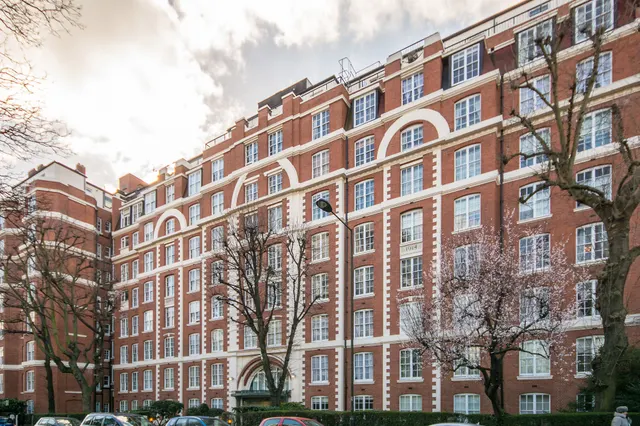 London, NW8, photo 3