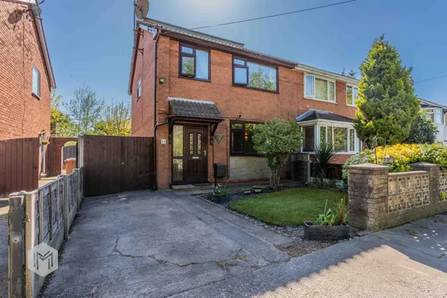 Glen Avenue, Swinton, Manchester, M27 9PL, photo 1