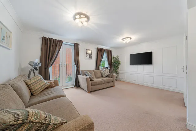 Photo 2 — Lingwell Park, Widnes, Widnes, WA8 9YP