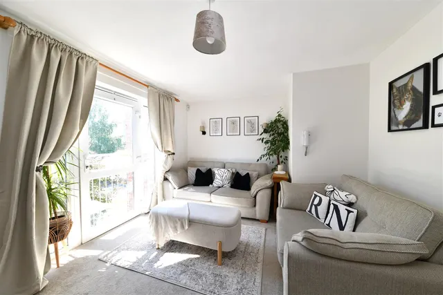 Photo 2 — Sharp Court, Stevenage, SG1 3UJ
