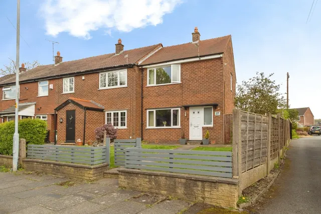 Photo 2 — Haughton Green Road, Denton, Manchester, Greater Manchester, M34