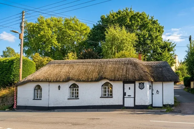 High Street, Newton Poppleford, EX10