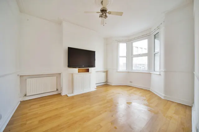 Photo 3 — Rectory Road, Manor Park, London, E12