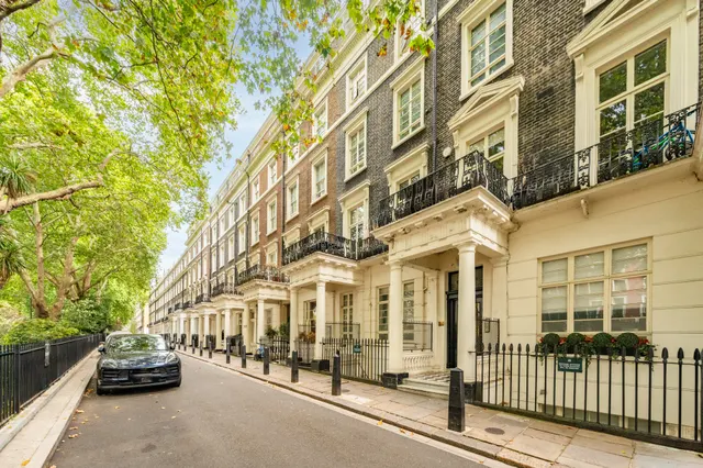 London, W2, photo 1