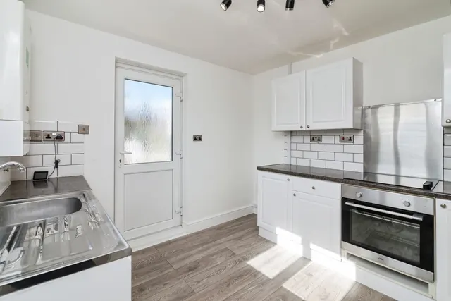 Queen Elizabeth Drive, Beccles, NR34, photo 2