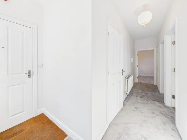 Ireland Street, Bingley, BD16, photo 2
