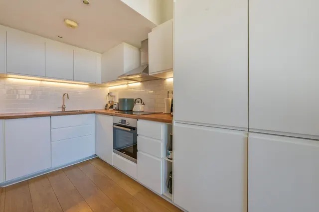 27 Chimney Court, 23 Brewhouse Lane, London, photo 1